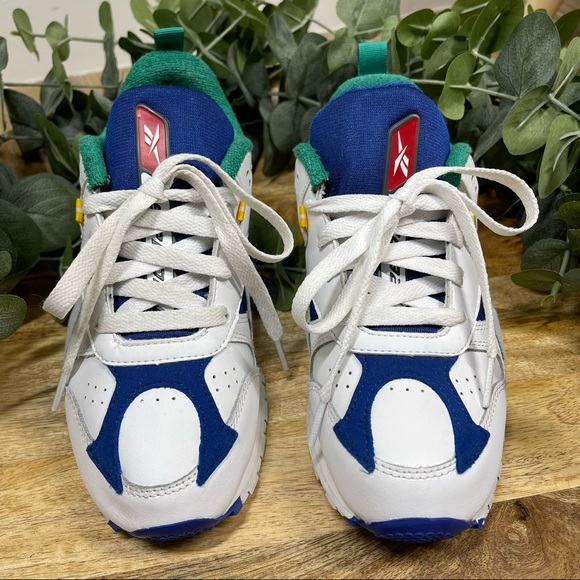 Reebok - Classic Leather Running Sneakers 4Y - Picture 4 of 14